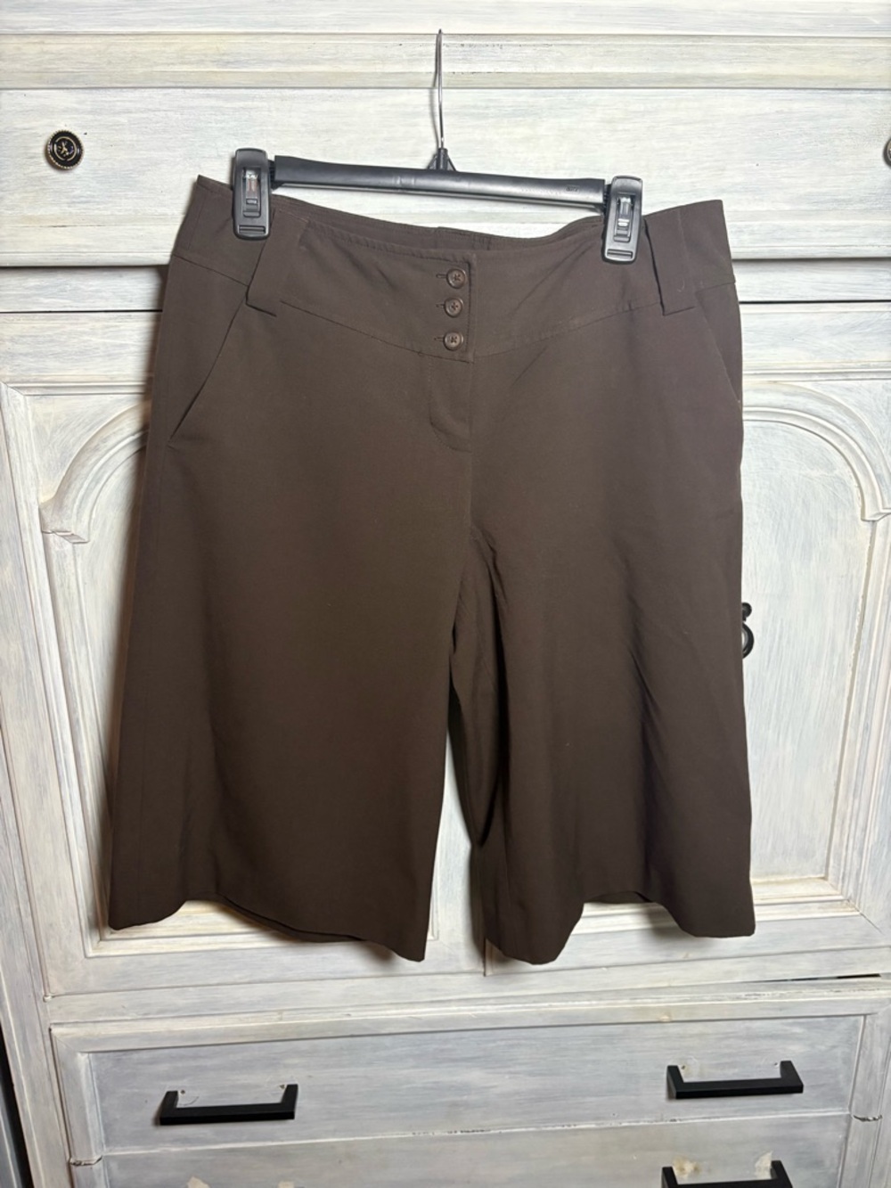 Y2K LOFT Chocolate Brown Low Rise Wide Leg Trouser Shorts Stylish Chic Marisa